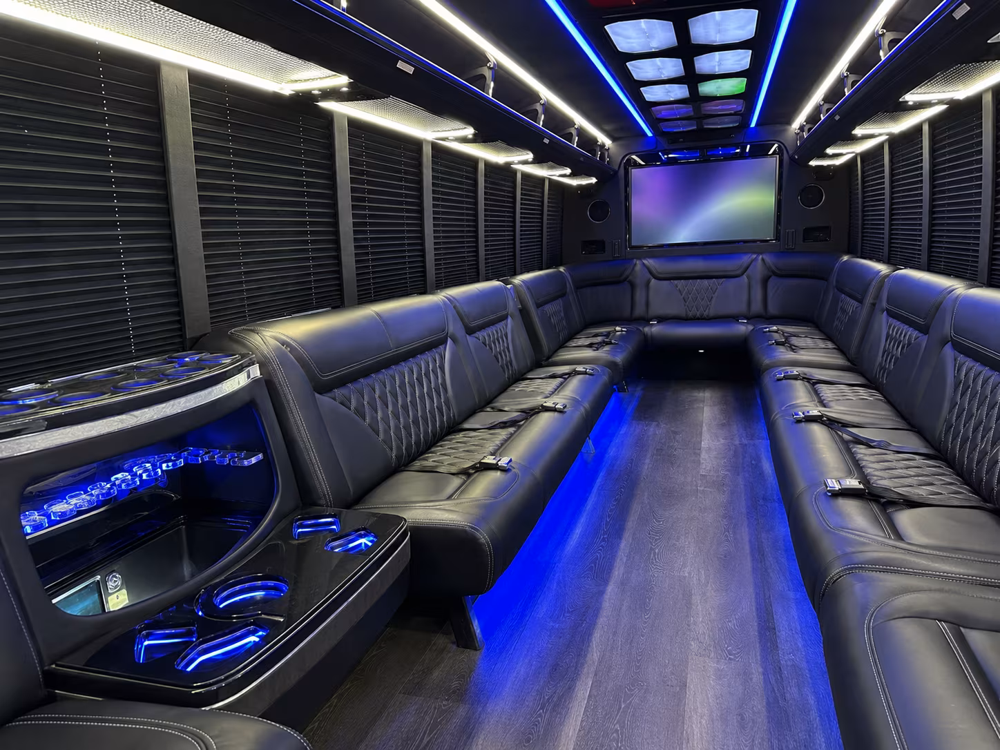 Beaumont Birthday, Sweet 16, & Quinceañera Party Bus Rentals