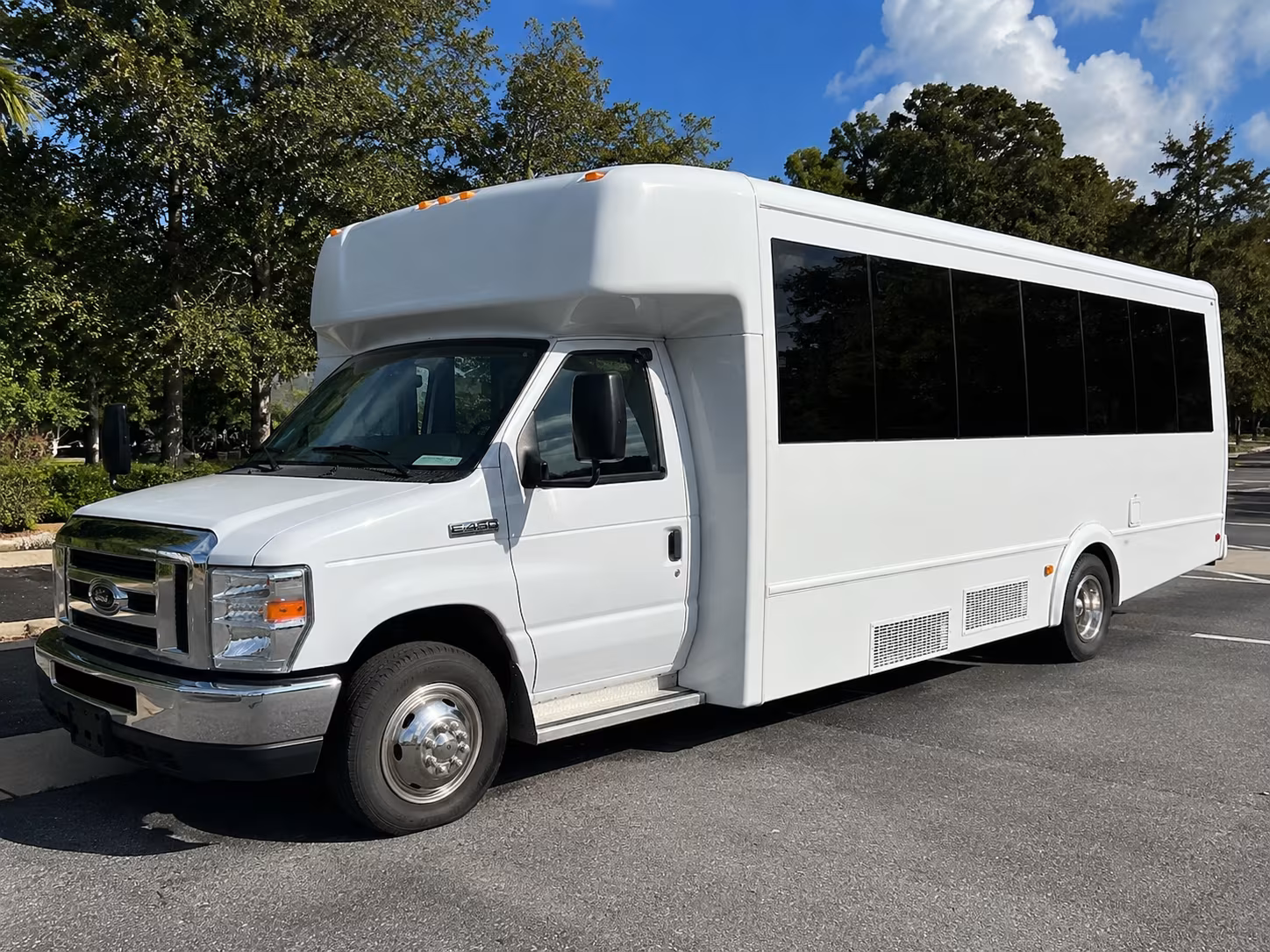 Beaumont Winery Tour & Pub Crawl Transportation