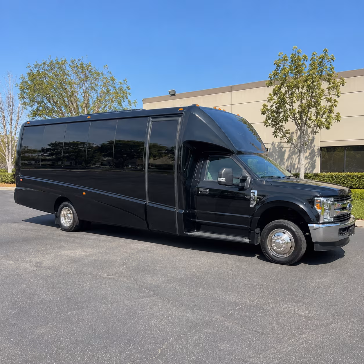 Lake Charles Winery Tour & Pub Crawl Transportation