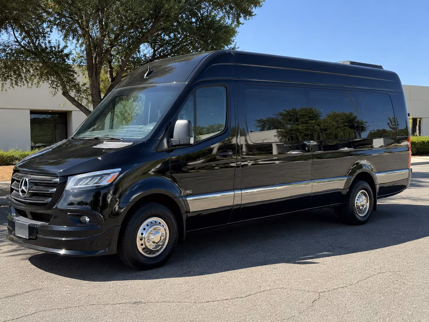 New Orleans Wedding Transportation & Shuttle Service