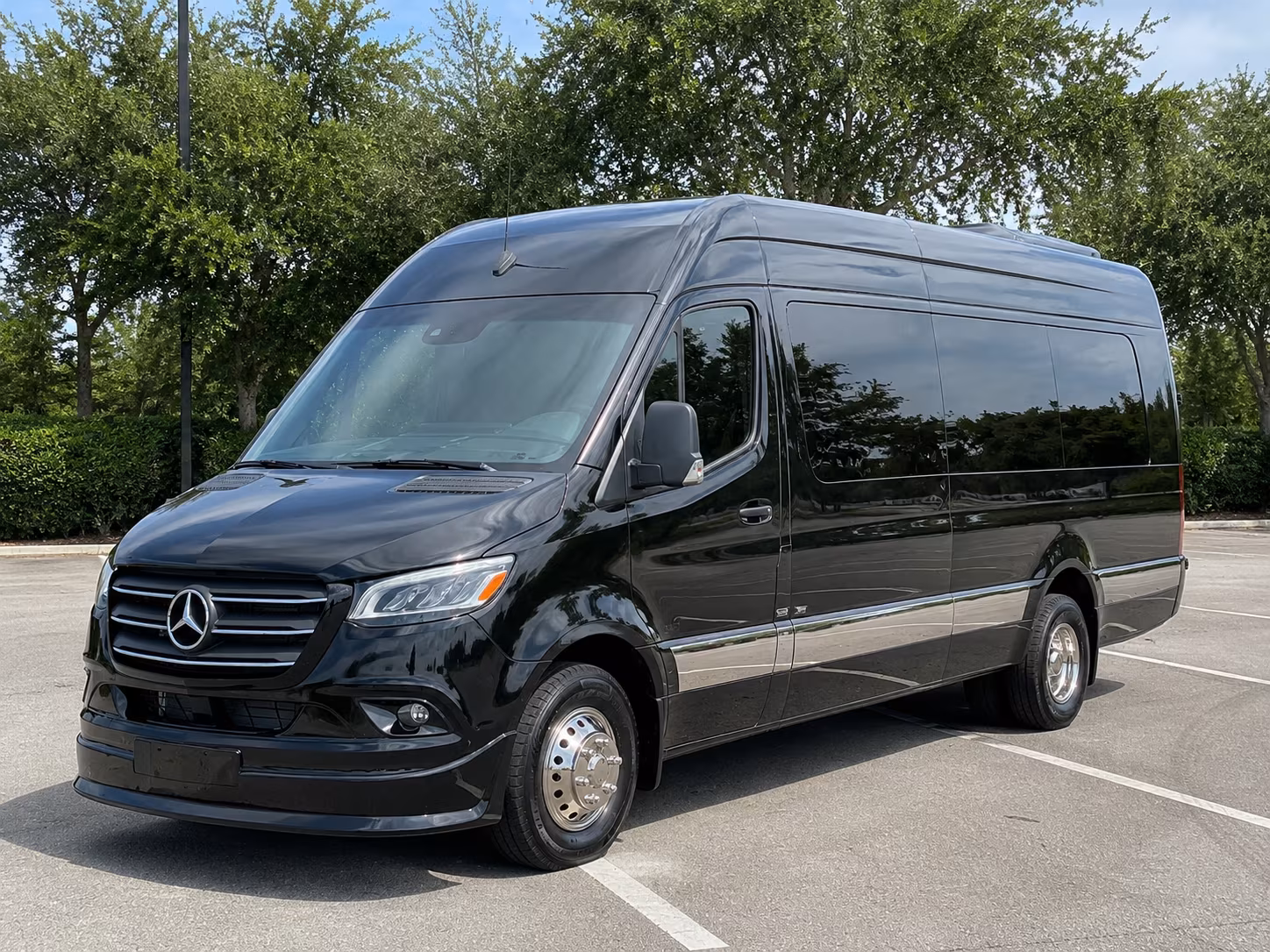 14 Passenger Sprinter Limo Exterior